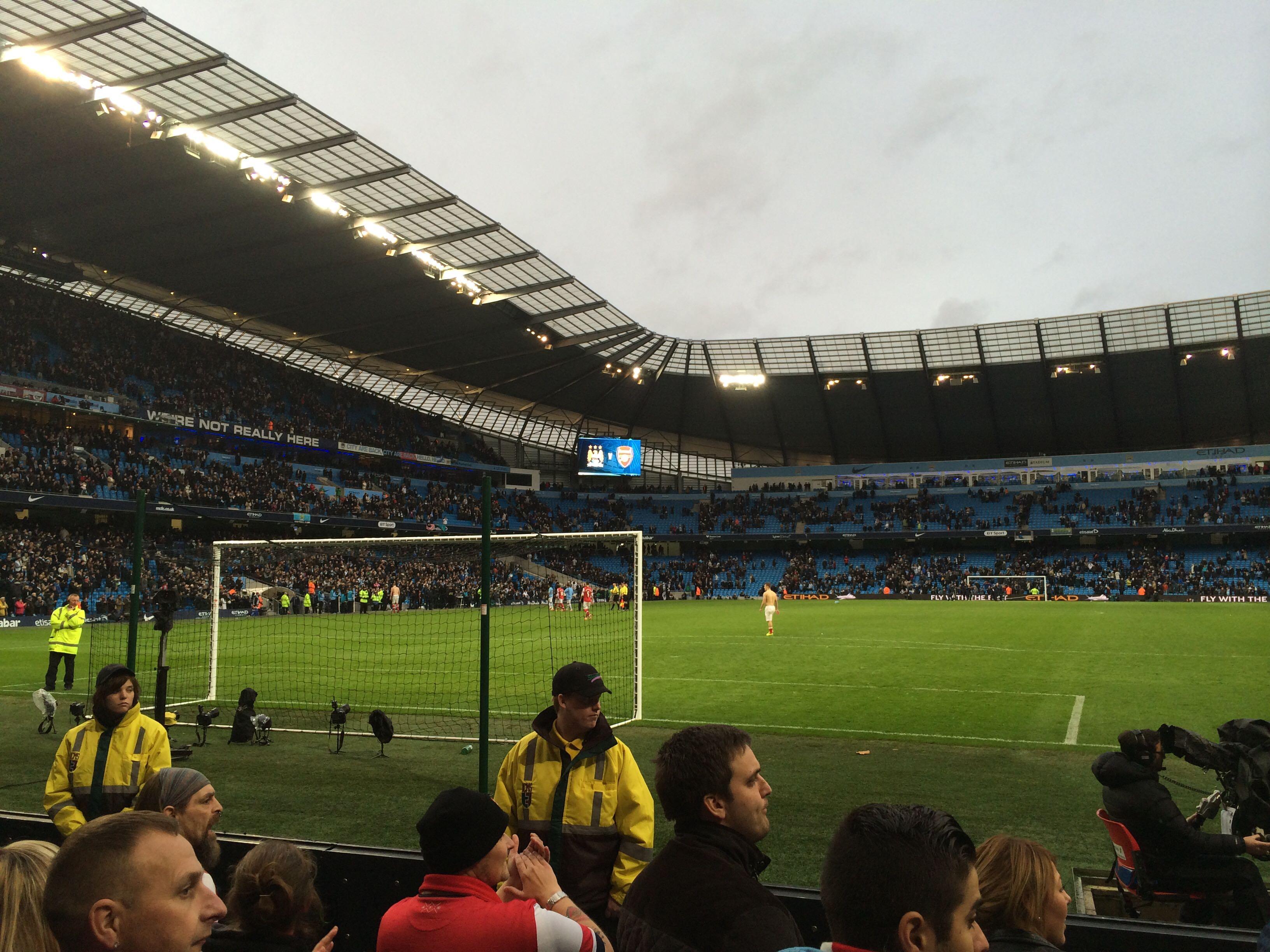 可替代的基 可替代的基